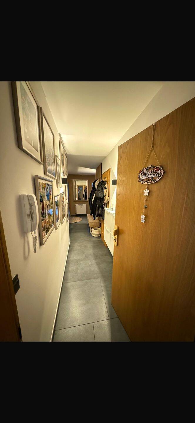 Moderne 3,5-Zimmer-Wohnung mit Balkon direkt am Lutherpark |86qm – Duisburg – Vorschaubild 2