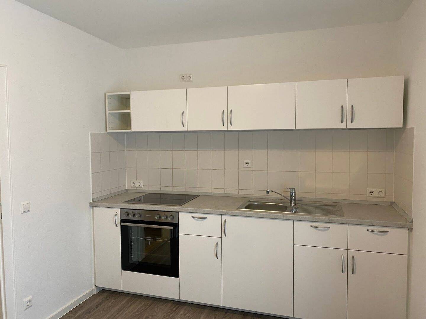 Zimmer 16,43 m³ innerhalb einer großzügigen 4er-WG // 1. OG – Wolfsburg – Vorschaubild 3