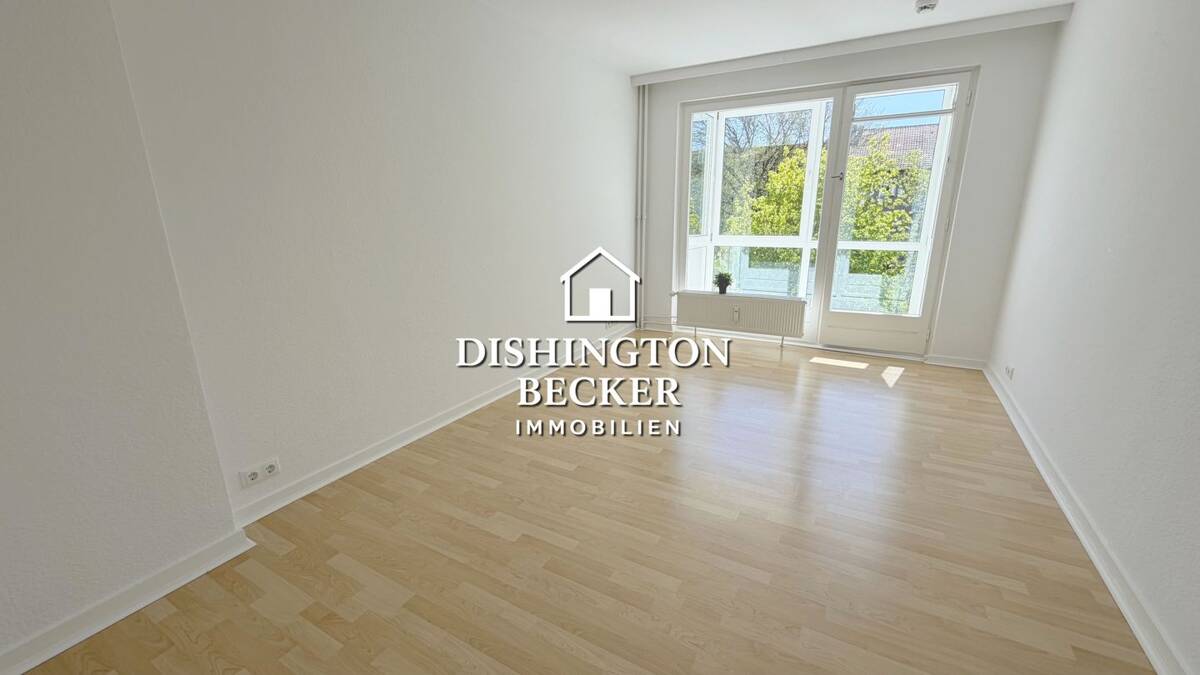 RESERVIERT - 2 ZIMMER WOHNUNG MIT WINTERGARTEN IN MODERNISIERTEM MEHRFAMILIENHAUS – 21073 Hamburg – Bild 1 von 7