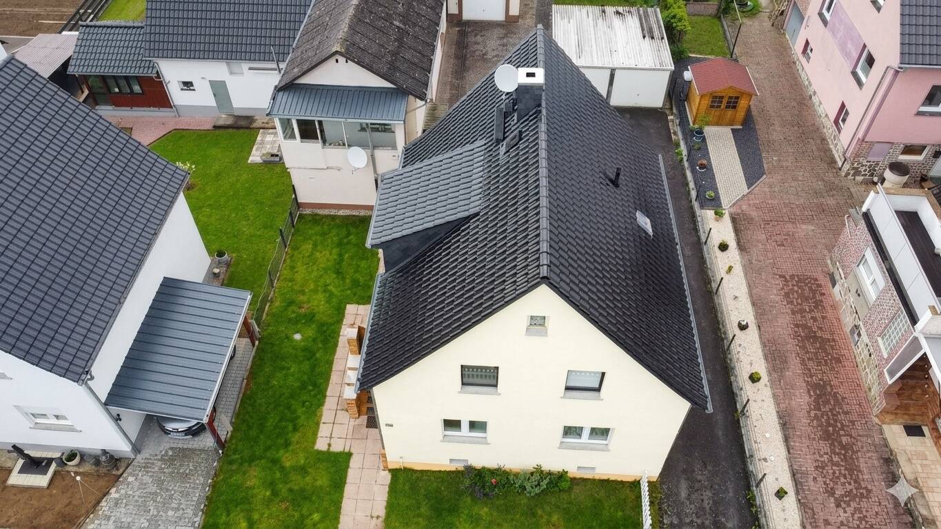 Top-gepflegtes Renditeobjekt mit Potenzial: Modernisiertes Einfamilienhaus nahe Wetzlar – Schöffengrund – Vorschaubild 4