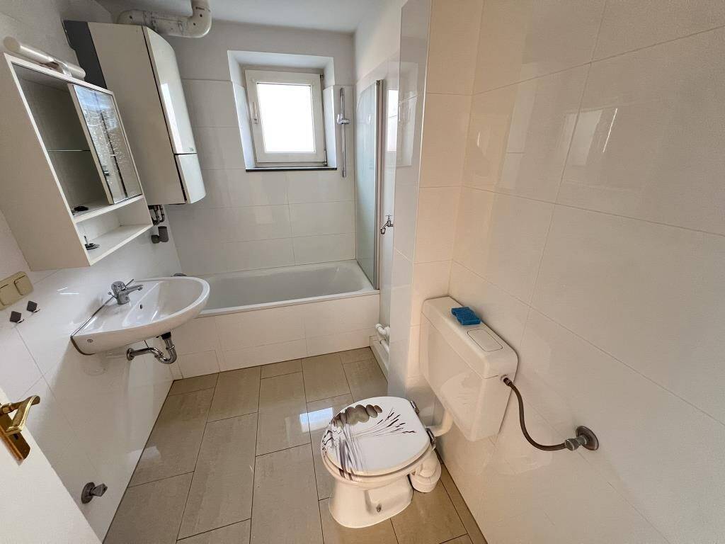 Bezugsfreie 3-Zimmer-Wohnung in der Grünen Mitte mit zwei Balkonen – Regensburg – Vorschaubild 8