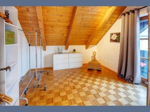 Möbliert: Gemütlich, geräumig und mit Balkon – 80935 München – Vorschaubild 5