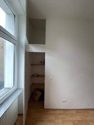 Bezugsfreie und helle 2-Zimmer Altbauwohnung nahe Havel mit Aufzug – 13581 Berlin – Vorschaubild 7