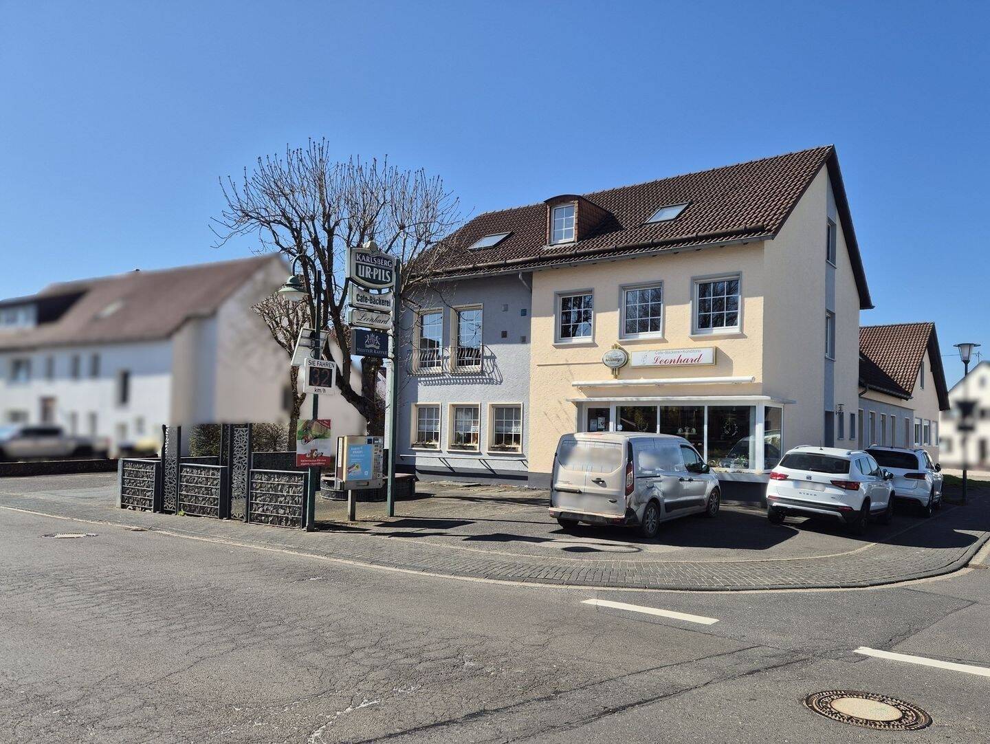 530 m² Wohn- und Gewerbefläche I 2 Wohnungen I Café & Backstube I Doppelgarage – Großlittgen – Vorschaubild 2
