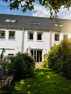 Modernes Reihenhaus in Berlin-Mahlsdorf: Komfortabel, Sicher, Familienfreundlich – 12623 Berlin – Vorschaubild 2
