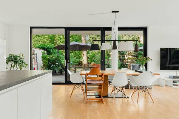 Erdgeschosswohnung in 50933 Köln mit 150 m² kaufen