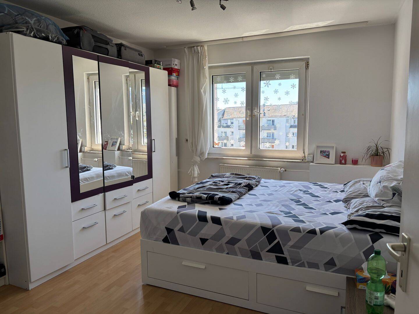 Zur Vermietung steht eine attraktive und gut geschnittene 3-Zimmer-Wohnung mit ca. 60 m² Wohnfläche in der Kußmaulstraße 12, 68167 Mannheim. – Mannheim – Vorschaubild 2