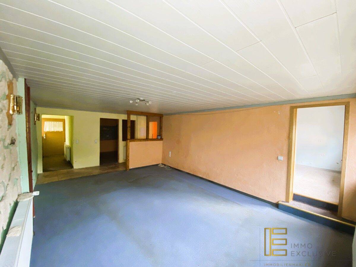 Ursprüngliches Einfamilienhaus umgebaut zum Zweifamilienhaus - Achtung Wohnrecht eingetragen – Gerach – Vorschaubild 6