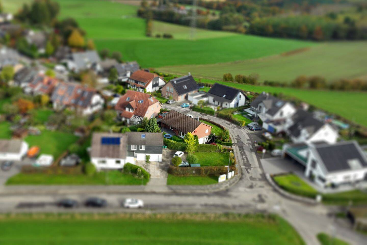 Einfamilienhaus mit Einliegerwohnung in ruhiger, grüner Lage und nahegelegenen Spazierwegen – Remscheid – Vorschaubild 3