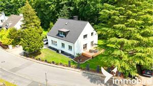 **Exklusives freistehendes Einfamilienhaus im Dortmunder Süden mit schönem Garten / Provisionsfrei** – 44229 Dortmund – Vorschaubild 2