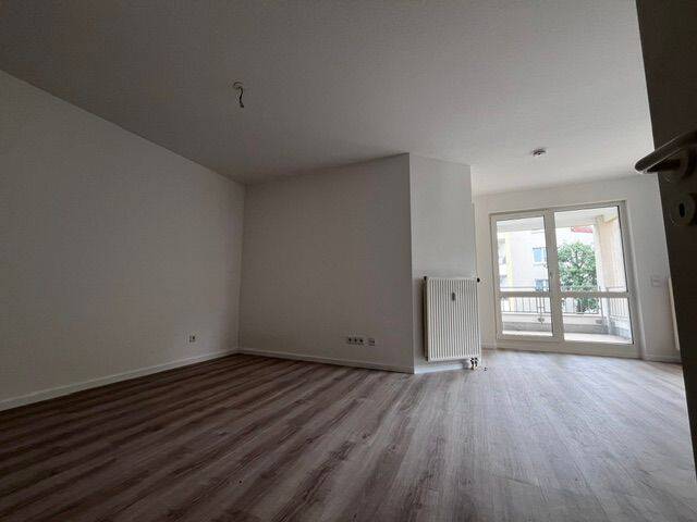 2-Raumwohnung mit Balkon in Magdeburg Stadtfeld ab 15.06.2026 zu vermieten – Magdeburg – Vorschaubild 3