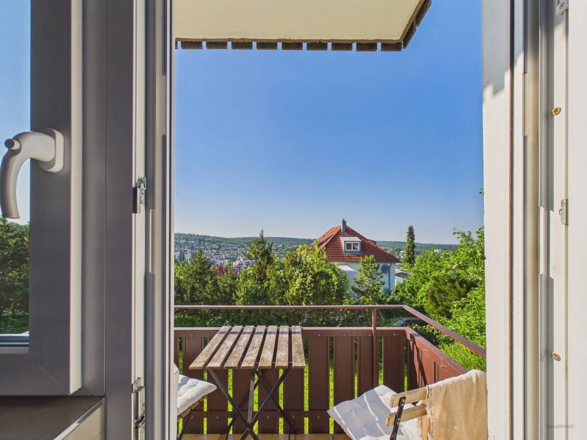 Saniertes Wohnjuwel 3 Zi. in Botnang: Kapitalanlage mit hoher Rendite! – 70195 Stuttgart – Bild 1 von 9