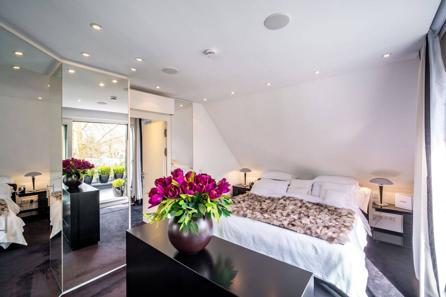 Pure Eleganz: Luxuriöse 4-Zimmer-Maisonette mit privatem Liftzugang – München – Vorschaubild 7