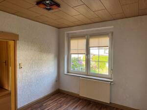 Familienfreundliches Haus in ruhiger Lage mit Garten! – 9114 Chemnitz – Vorschaubild 4