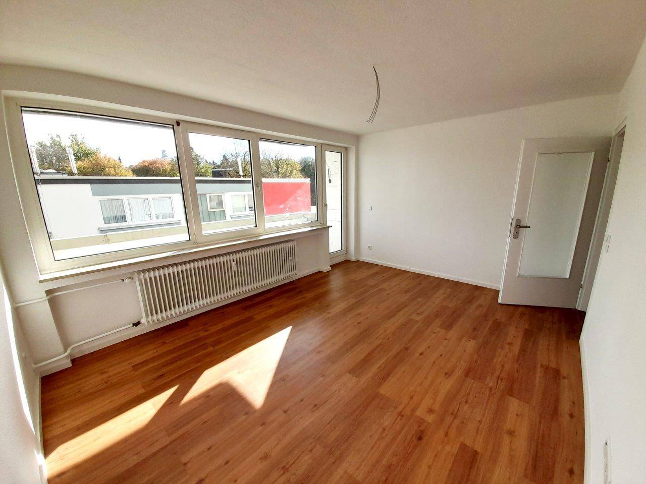 2 Zimmer Wohnung mit 2 Balkonen ideal als WG für 2 Personen