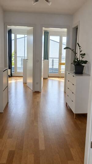 3 Zimmer mit Dachterrasse - Willkommen in Ihrem neuen Zuhause hoch über den Dächern Münchens! – 81476 München – Vorschaubild 5