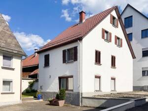 Ulm-Jungingen Omas & Opas gemütliches und heimeliges Häuschen mit Garten zur gemeinsamen Nutzung - sofort frei!