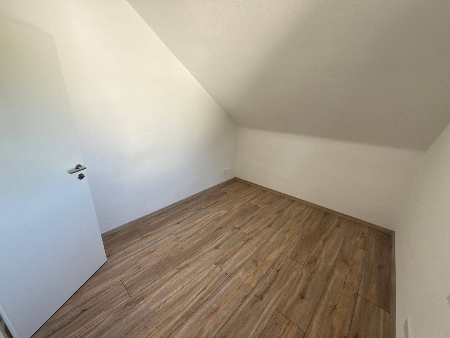 Gemütliche 3-Zimmer-Wohnung in Burgfarrnbach, Fürth – Fürth – Vorschaubild 4