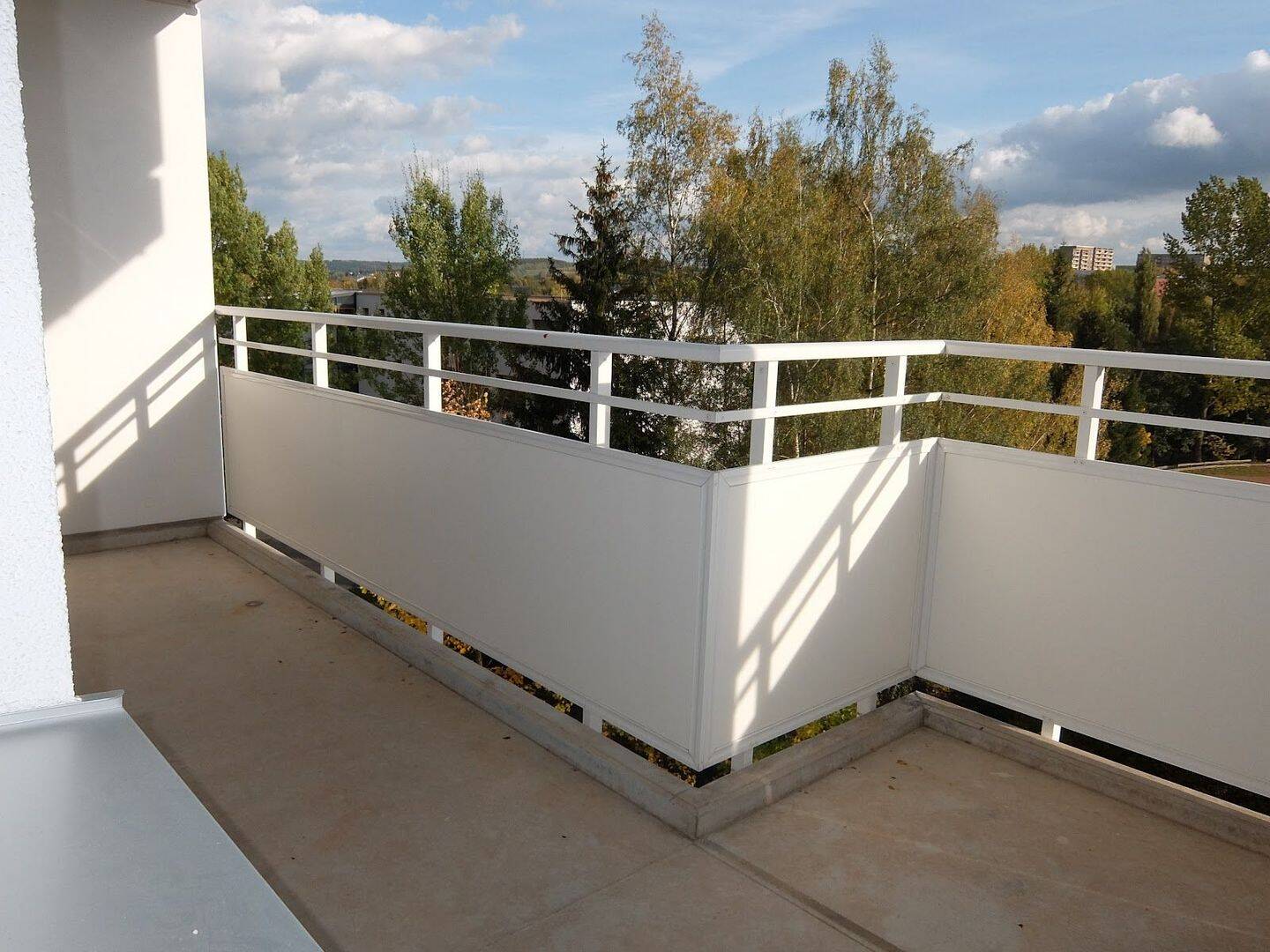 2-Zimmer-Wohnung mit Duschwanne, Aufzug ebenerdig ... – Chemnitz – Vorschaubild 2