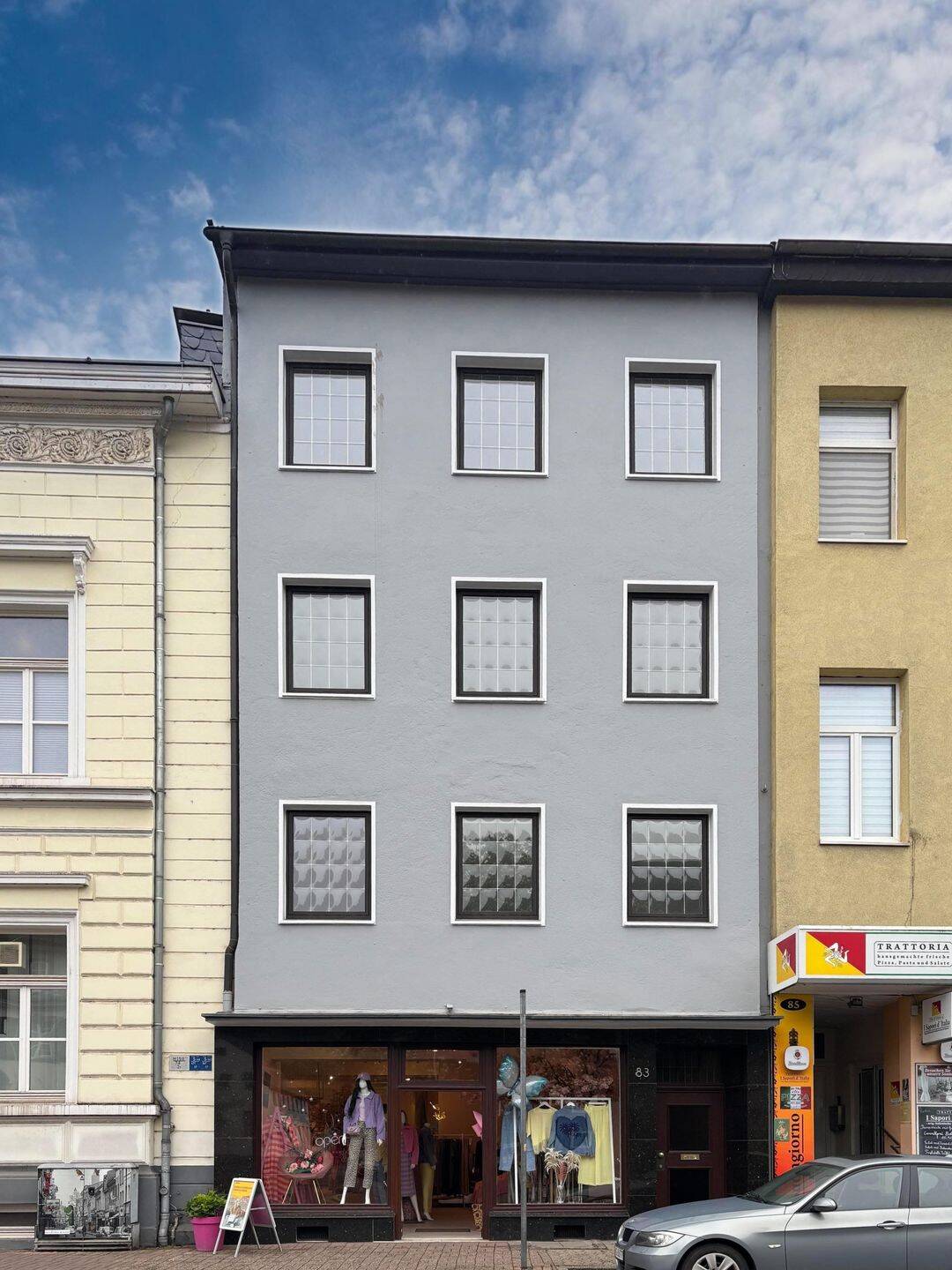 Geschichte zum Anfassen - Charaktervolles Wohn- und Geschäftshaus im Herzen von Krefeld-Uerdingen