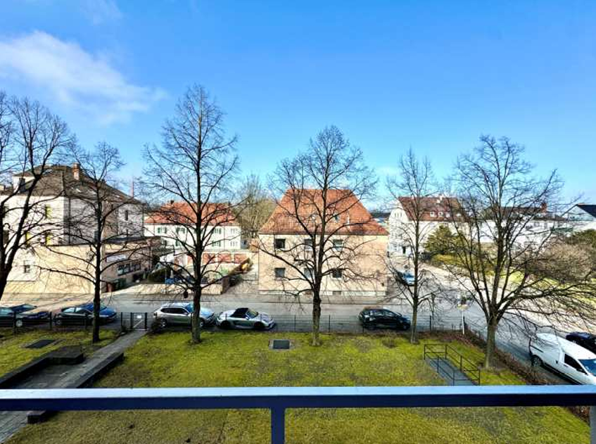 GERÄUMIGE, GUT GESCHNITTENE 3-ZKB-WOHNUNG IN ZENTRUMSNAHER WOHNLAGE NAHE DEM LECH ZUR KAPITALANLAGE – Augsburg – Vorschaubild 6