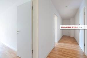 IMMOBERLIN.DE - Sehr attraktive Wohnung mit Loggia in Ruhelage nahe Antonplatz – 13088 Berlin – Vorschaubild 3