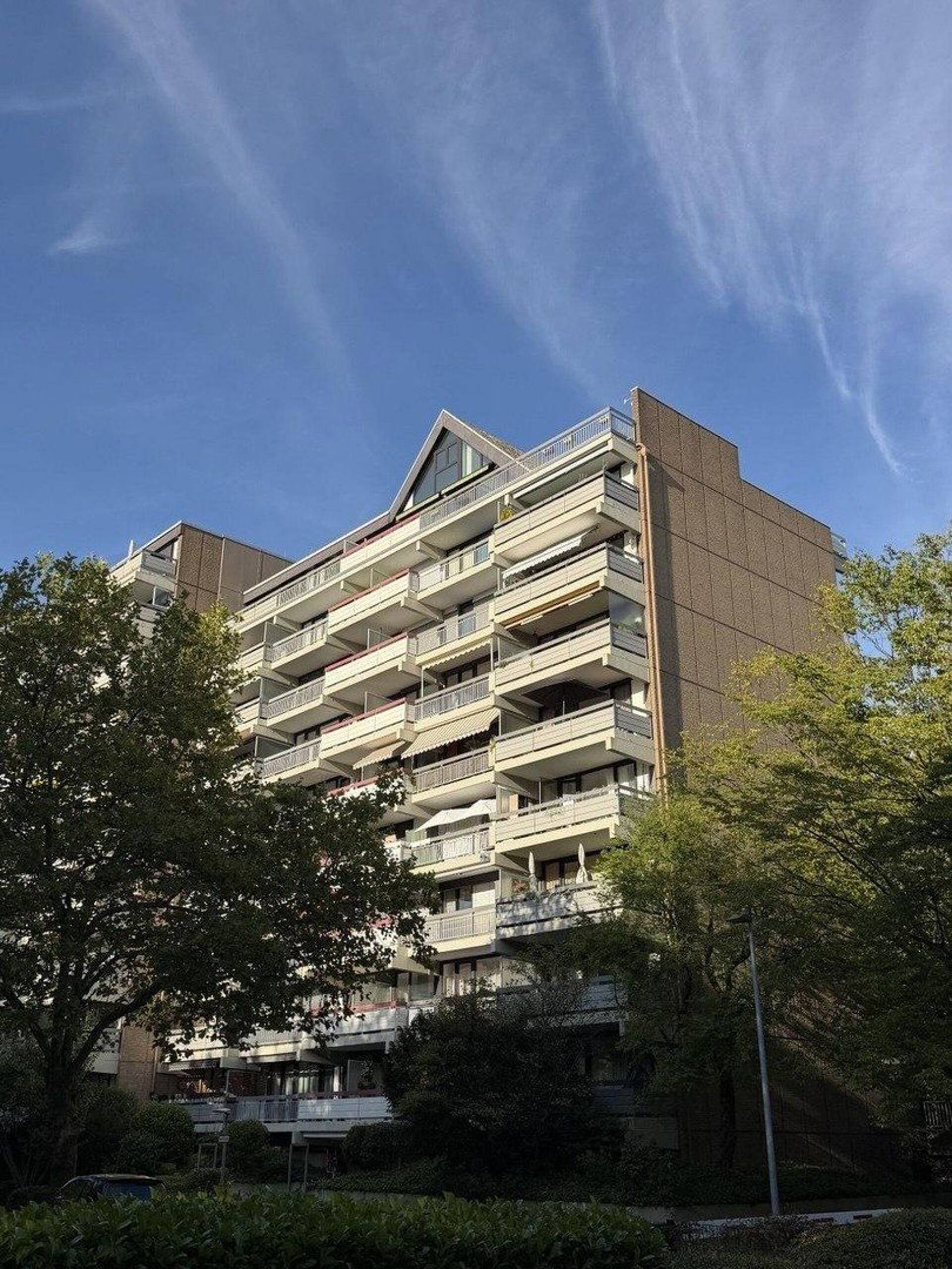 Terrassenwohnung in 50858 Köln mit 154,57 m² kaufen