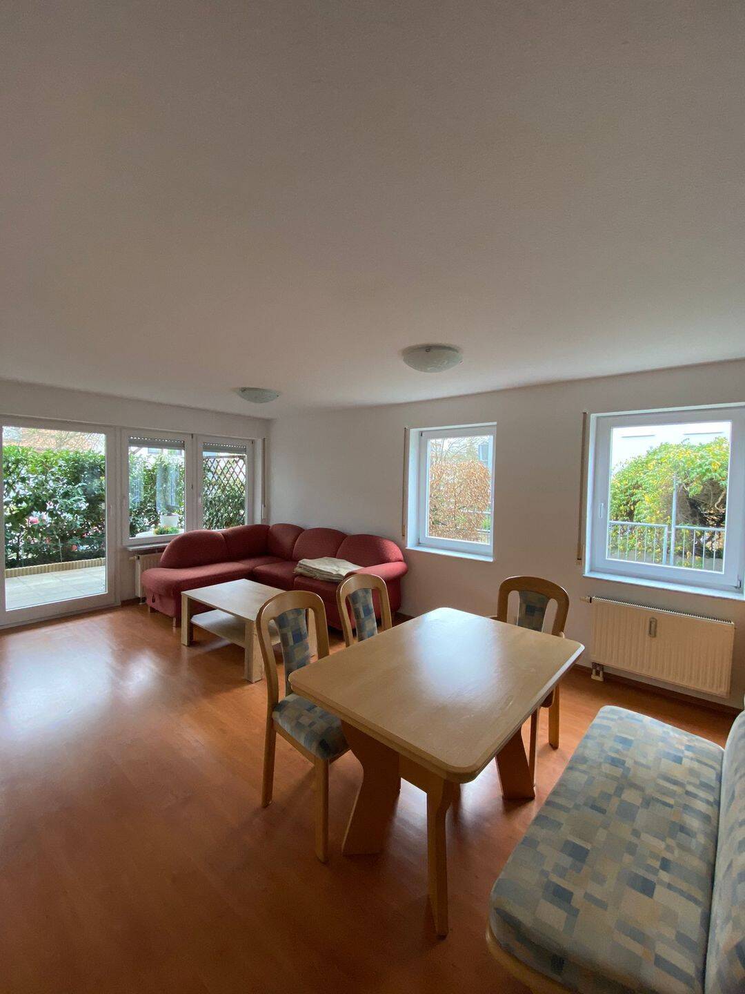 2-Zimmer-Wohnung in Heilbronn mit Terrasse und Garagenstellplatz – Heilbronn – Bild 1 von 9
