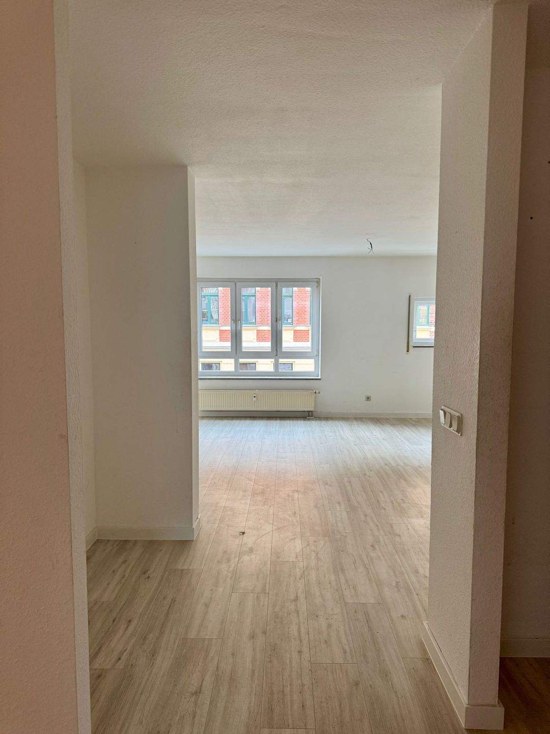 bezugsfreie 3-Raum-Wohnung in Leipzig Altlindenau mit Balkon – Leipzig – Vorschaubild 3