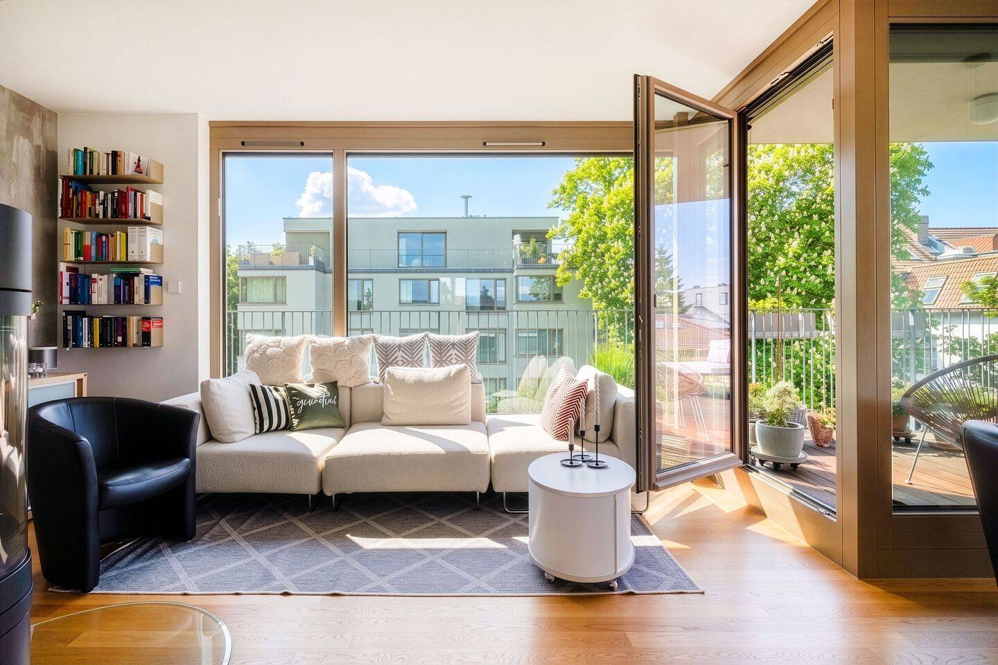 Kraftraum - modernes Penthouse im Fluss des Sonnenlaufes – Berlin – Vorschaubild 4