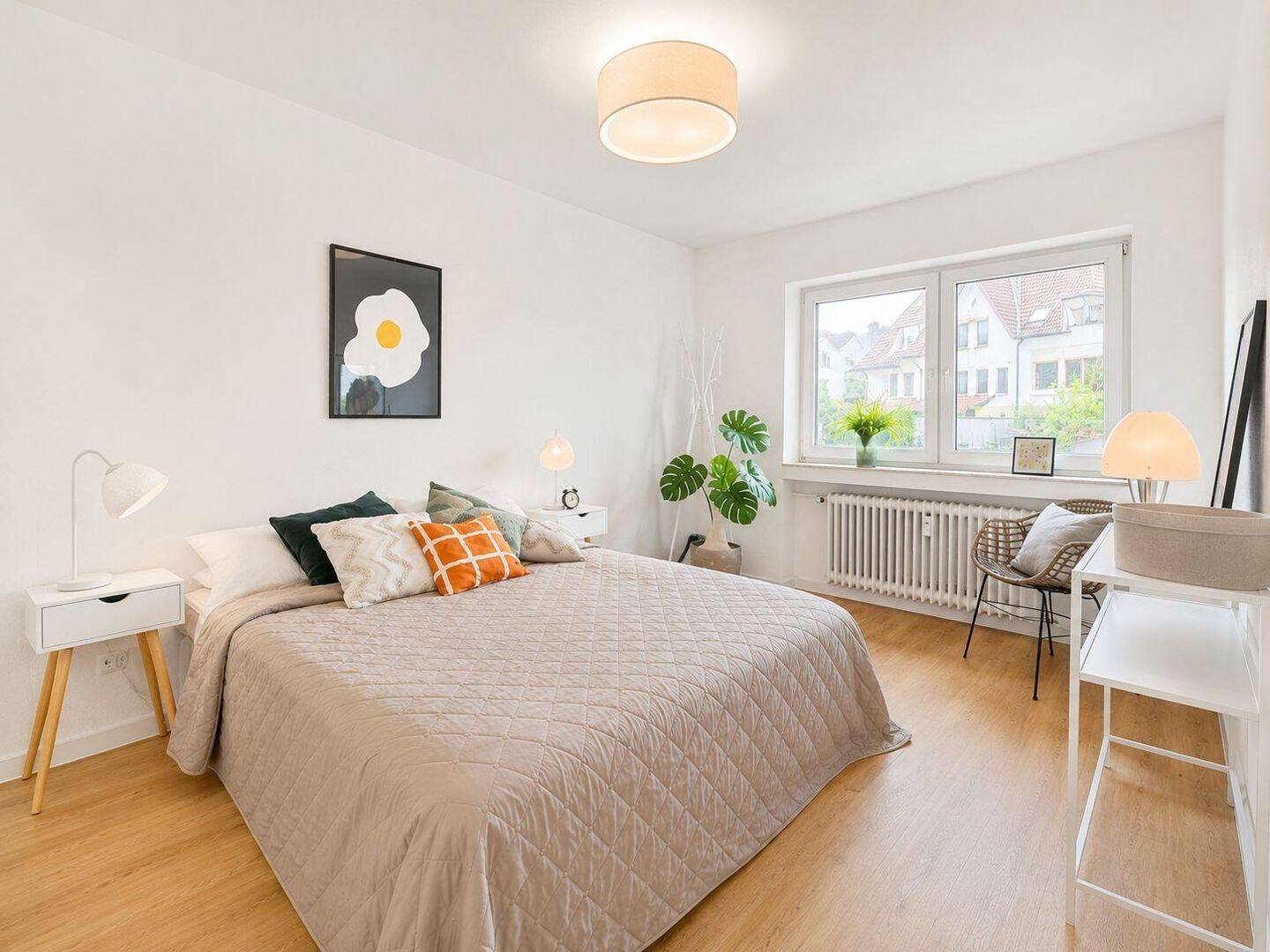 Modernes Wohnen mit Stil vollmöblierte 3-Zimmer-Wohnung mit Balkon – Bremerhaven – Vorschaubild 3