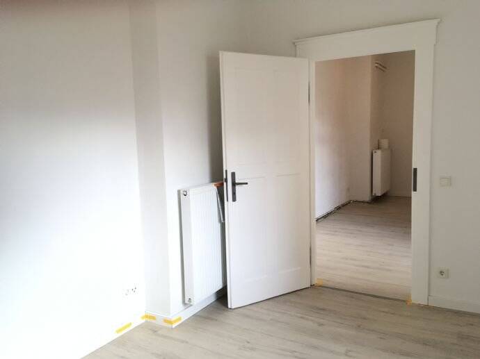 HELL und ZENTRAL – 2 ZKB, 53 m² – neuwertig – modernes Bad – ab sofort frei – Saarbrücken – Vorschaubild 3