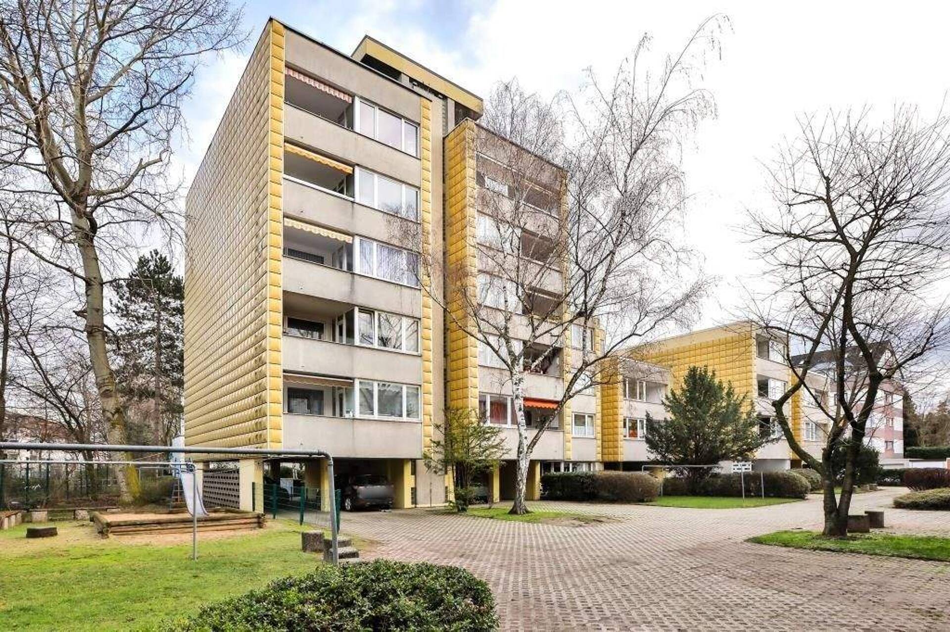 Etagenwohnung in 50735 Köln mit 91 m² kaufen