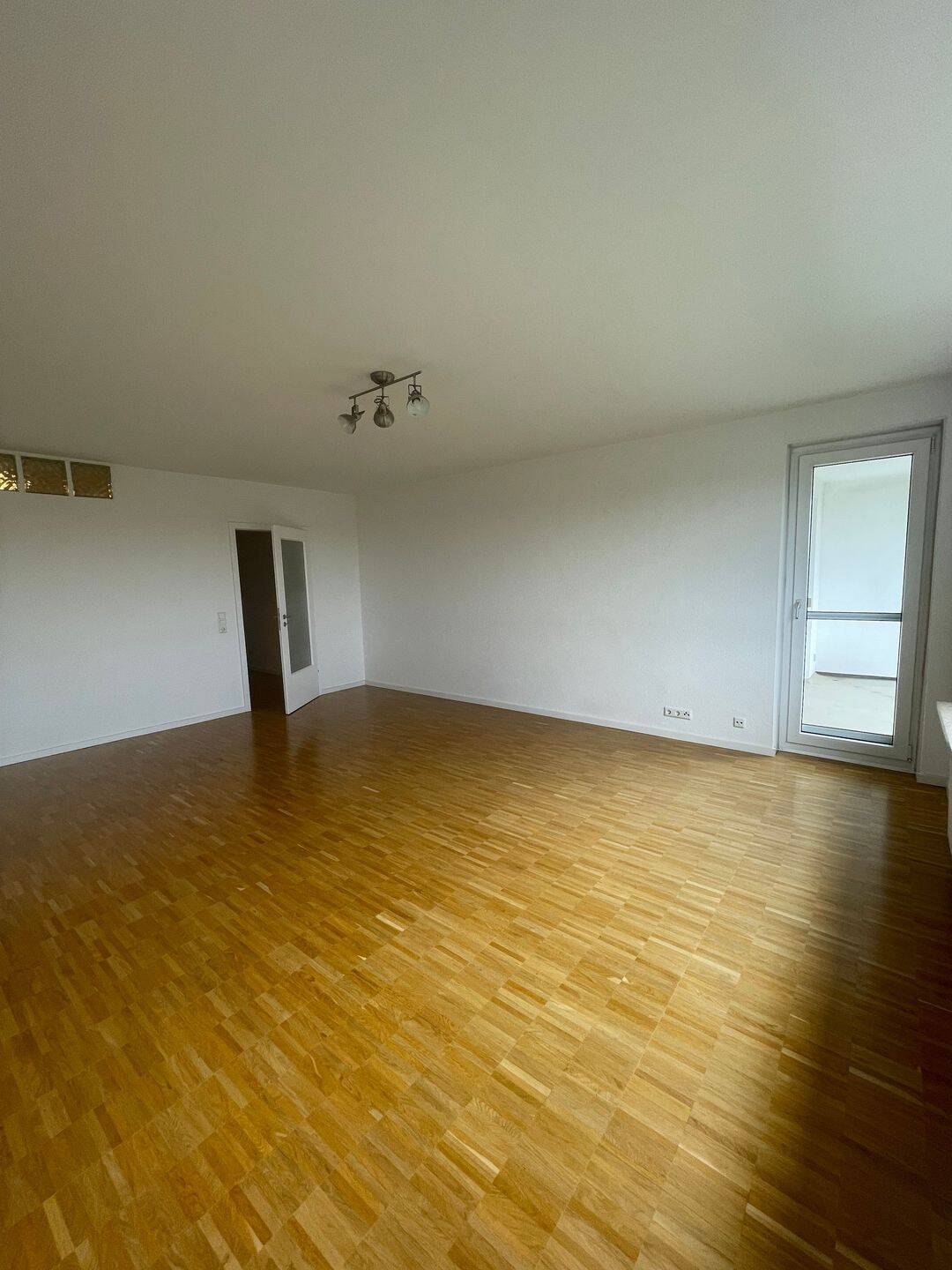 Moderne und helle 2-Zimmer Wohnung mit Weitblick – Hannover – Vorschaubild 6