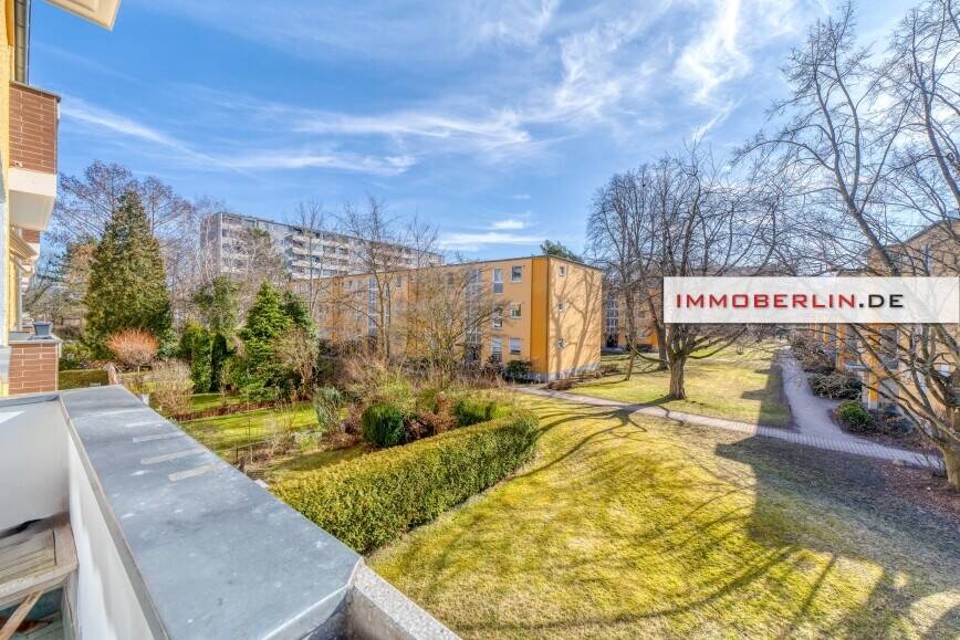 IMMOBERLIN.DE - Sehr attraktive Wohnung mit Südloggia in gefragter Lage
