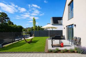 Modernes Architekten-Einfamilienhaus mit exklusiver Ausstattung und Photovoltaikanlage am Hahneberg – 13593 Berlin – Vorschaubild 4
