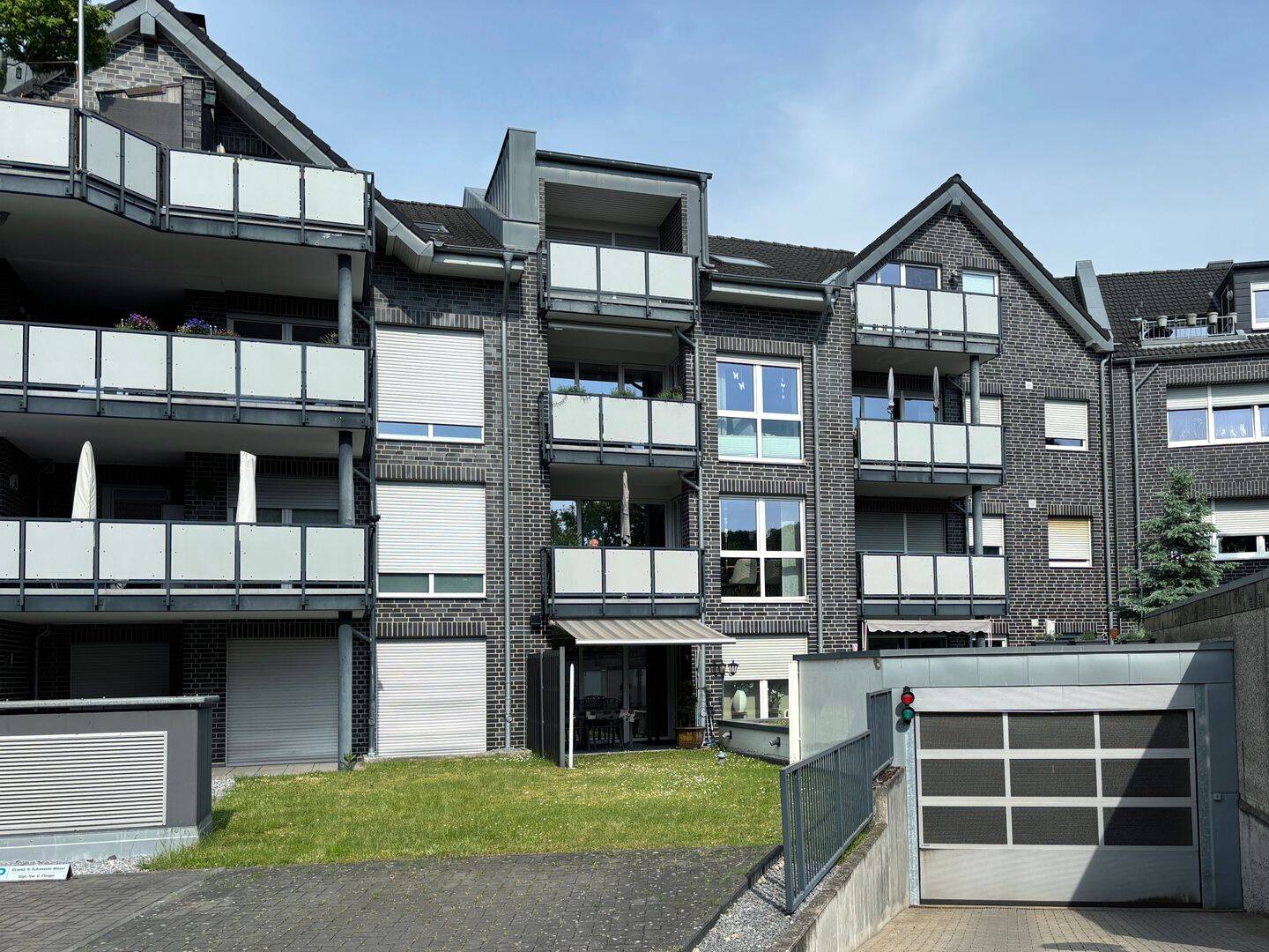 Helle 3,5-Zimmer Wohnung mit Balkon, TG & Aufzug in Kirchhellen-Mitte (provisionsfrei, barrierearm) bezugsfrei ab August 2026 – Bottrop – Vorschaubild 3
