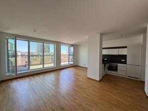 ** Einzug ab Oktober - 4-Zi.-Whg. mit Penthouse-Flair im Stadtzentrum ** – 1069 Dresden – Vorschaubild 3