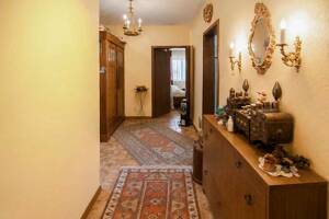Großzügige 5-Zimmer-Wohnung in attraktiver Wohnlage – 70374 Stuttgart – Vorschaubild 2
