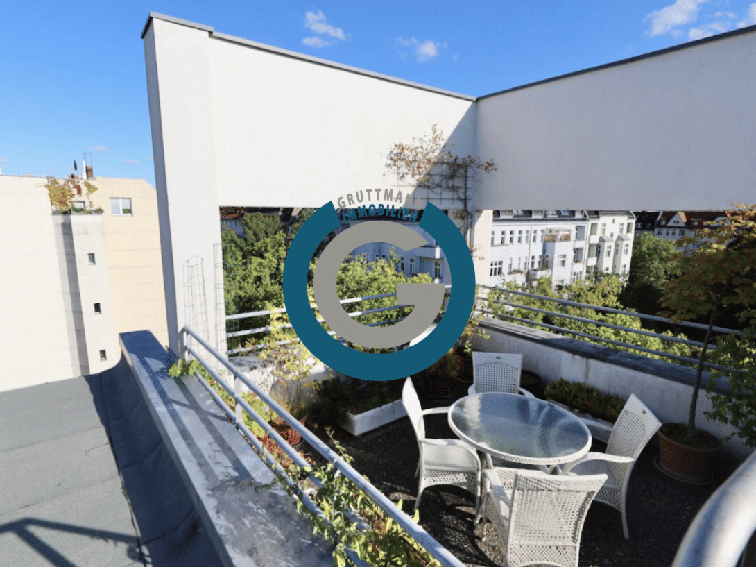 AUFZUG, BALKON & GEMEINSCHAFTLICHE DACHTERRASSE - ZENTRAL GELEGEN - ZUM NEU GESTALTEN – Berlin – Bild 1 von 9