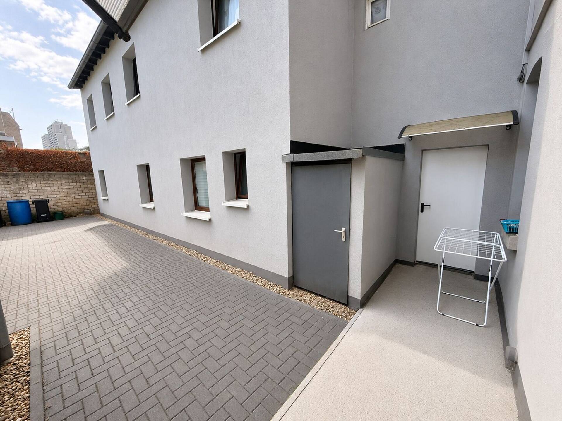 Mehrfamilienhaus in 50827 Köln mit 290 m² kaufen