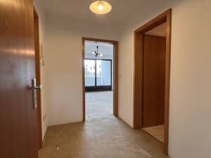 Ein Zuhause zum Wohlfühlen! Geräumige 2-Zimmer-Wohnung mit 2 Loggien – 81739 München – Vorschaubild 4