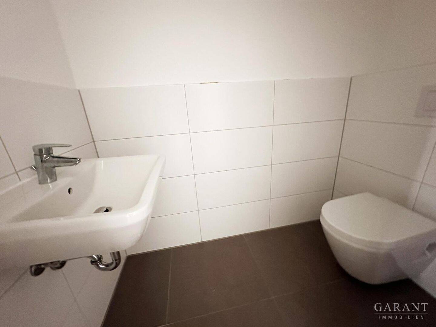 Einziehen und Wohlfühlen - hochwertiges Reihenhaus mit Garten und Terrasse – Sinsheim – Vorschaubild 9