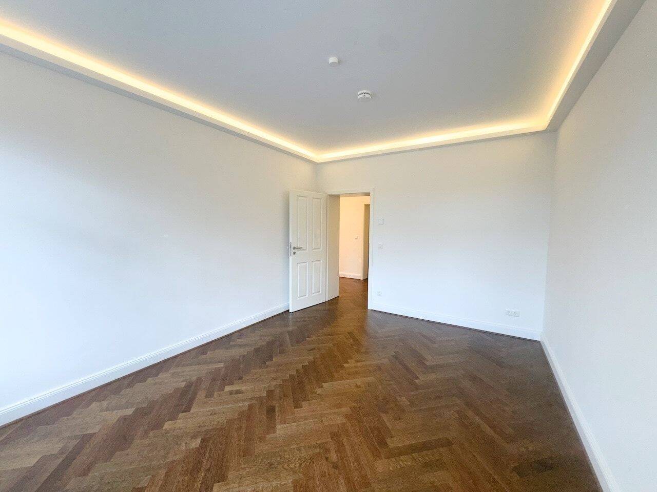 Erstbezug mit Stil! + Balkon + Parkett + Fußbodenheizung + tolles Bad mit Wanne & Dusche + LED-Licht – Leipzig – Vorschaubild 7