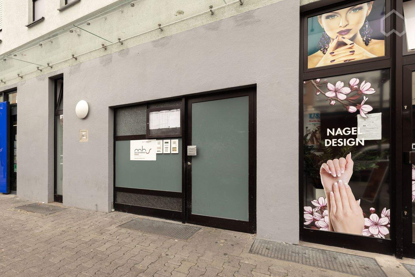 Saniertes 1-Zimmer-Apartment direkt am Mannheimer Hauptbahnhof – Mannheim – Vorschaubild 4
