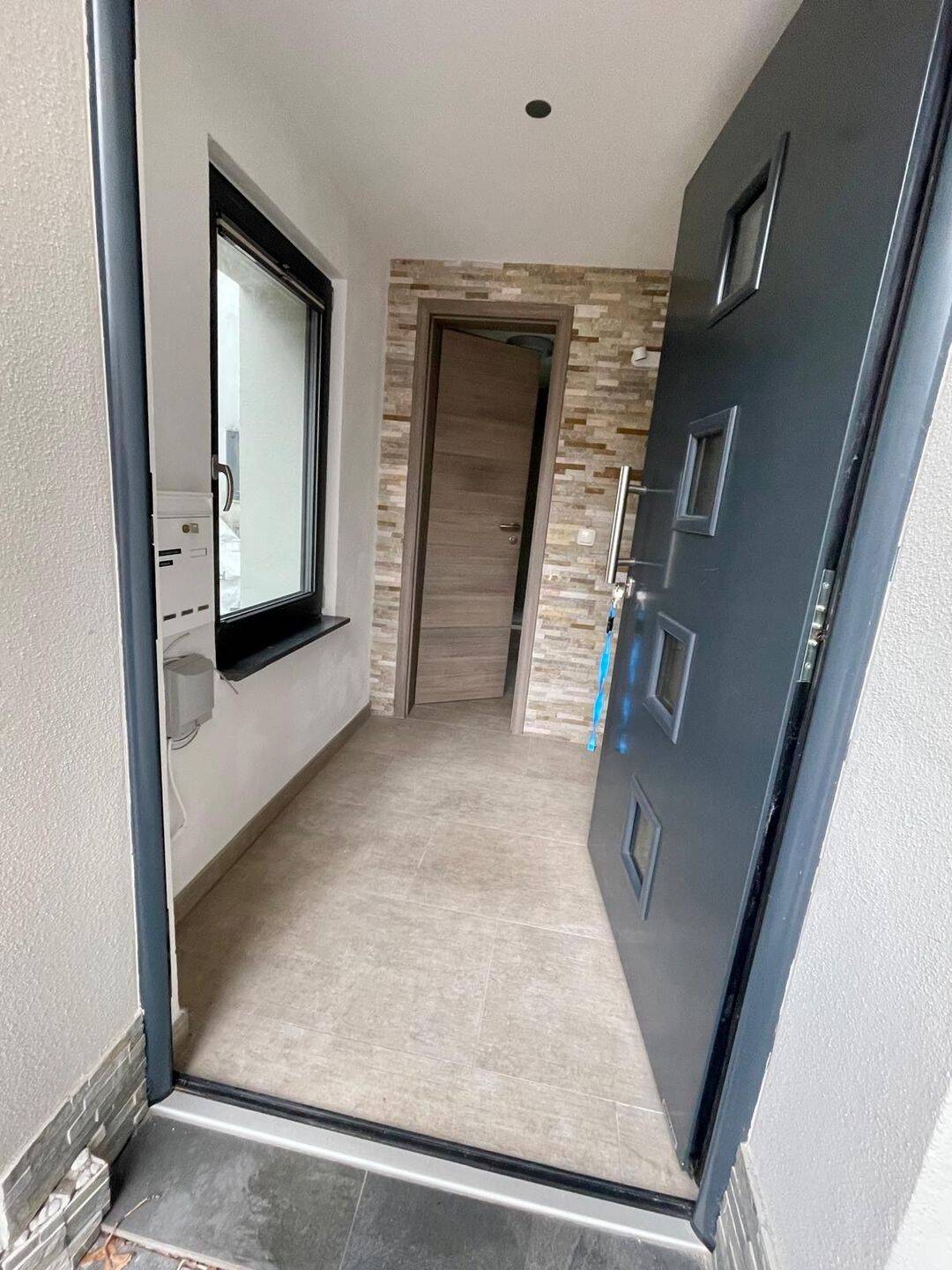 Geschmackvolle 2,5-Raum-Wohnung mit Terrasse und Einbauküche oder Carport in Dresden – Dresden – Vorschaubild 7