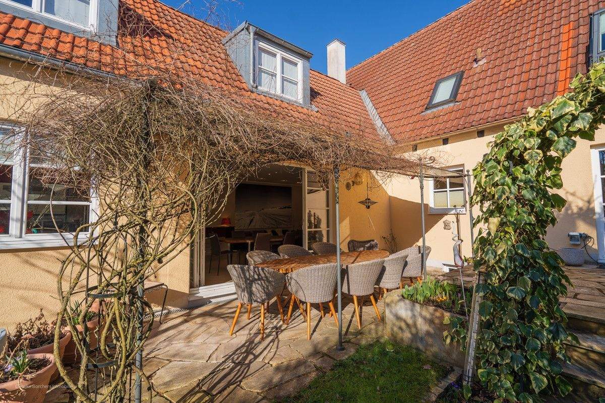 ***Heike Borchers Immobilien***Exklusives Familiendomizil mit Traumgarten, Wellnessoase & Kamin*** – Unterhaching – Vorschaubild 5