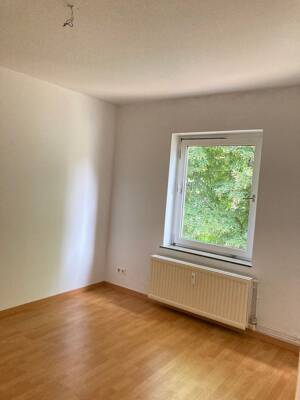 Ruhig, grün, familienfreundlich - Attraktive 3-Zimmerwohnung – 38226 Salzgitter – Vorschaubild 2