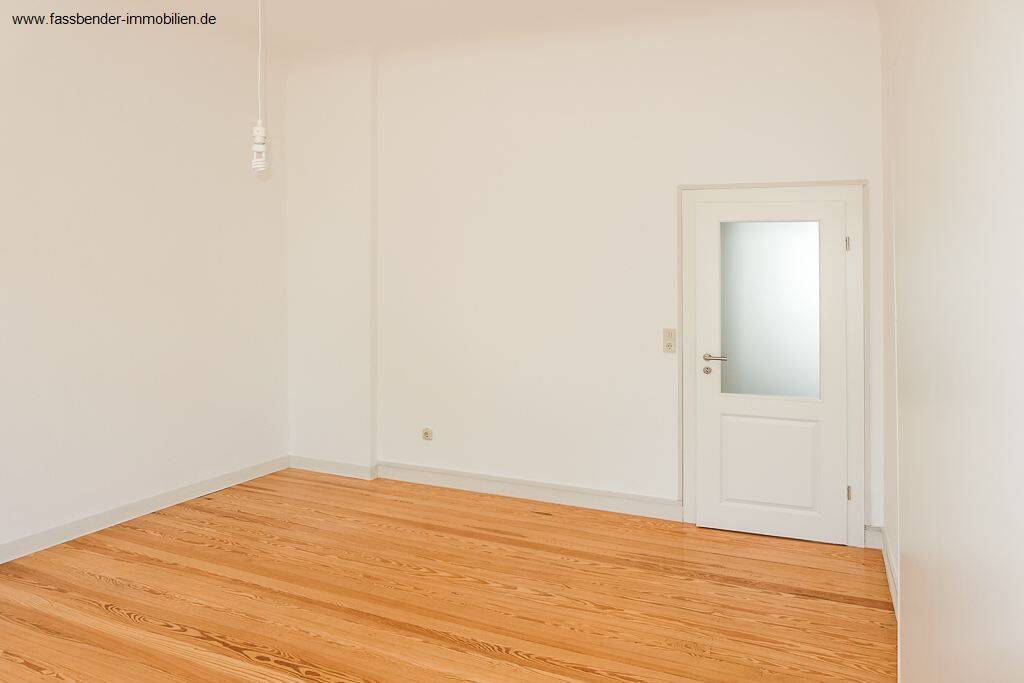 Trier-Stadt, renovierte 4 ZKB Altbauwohnung mit Einbauküche ab sofort zu vermieten. – Trier – Vorschaubild 7