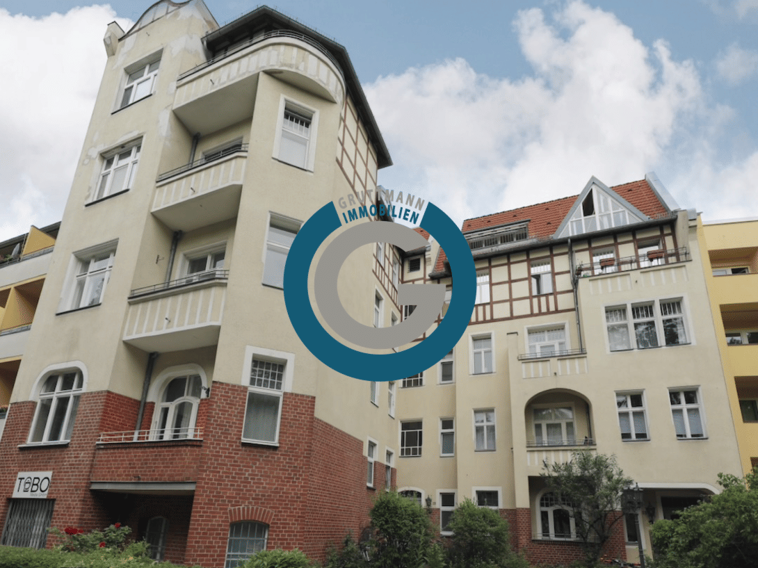 SCHÖNER ALTBAU MIT BALKON - STUCK, DIELEN & HOHE DECKEN - HÜBSCHER GEMEINSCHAFTSGARTEN – Berlin – Bild 1 von 9